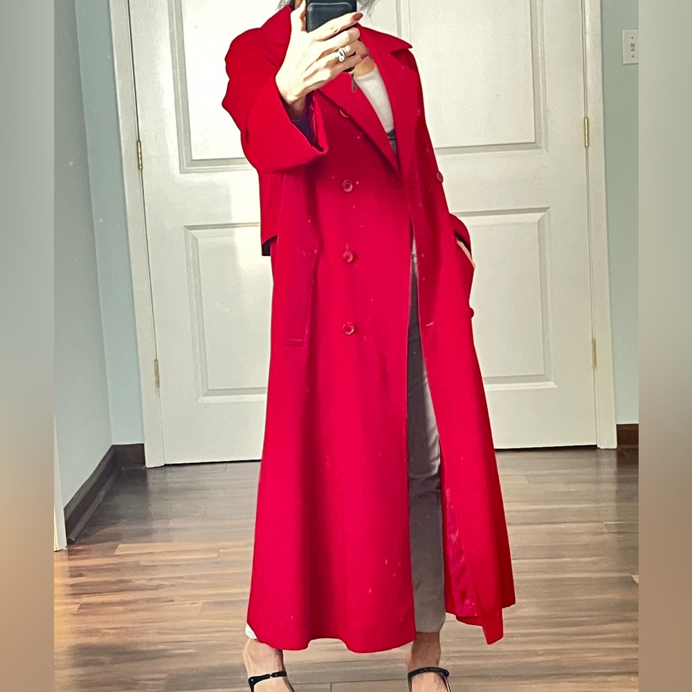 Gallery Red Trench coat size 6P - Picture 3 of 13